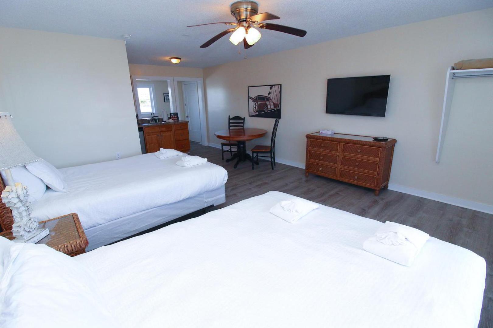 Fin 'N Feather Waterside Inn By Kees Vacations Nags Head Exterior photo